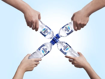 4 Manfaat Memiliki Persediaan AQUA Kemasan Botol di Rumah