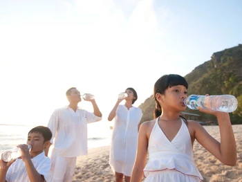 Mengapa Anda Harus Minum Air Putih?