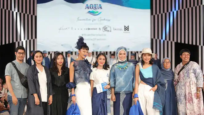 AQUA Menggelar Peragaan Produk Fashion Berkelanjutan di JFW 2020