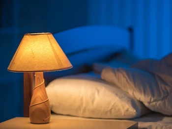 10 Manfaat Lampu Tidur Saat Istirahat, Bantu Jaga Kesehatan!
