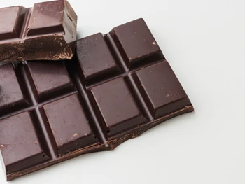 10 Foods That May Cause Acne You May Not Realize