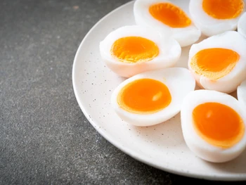 10 Manfaat Kuning Telur untuk Tubuh dan Tips Mengonsumsinya!