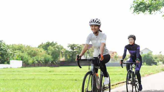 Can Cycling Help Reduce Belly Fat? Here Are the Facts