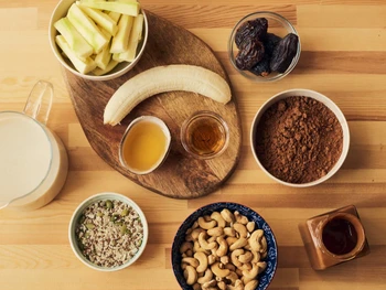 20 Acid Reflux-Friendly Snacks That Are Safe and Nutritious