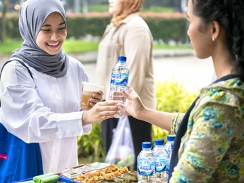 Takjil War: Ramadan Street Food Hunt for Iftar Delights