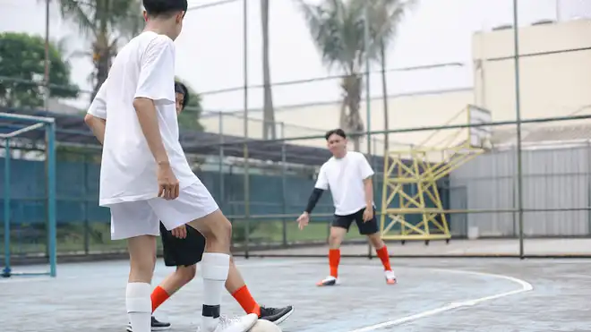 8 Formasi Futsal untuk Bertahan dan Menyerang Secara Efektif