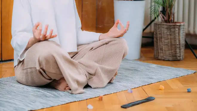 5 Komponen Utama Kundalini Yoga dan Manfaatnya