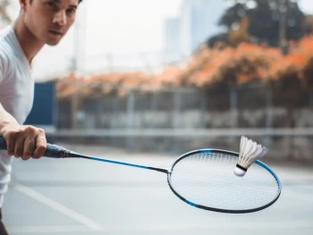 9 Types of Badminton Shots You Should Know