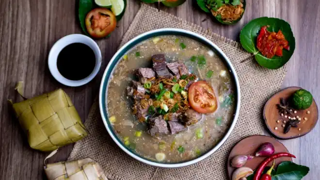 15 Makanan Khas Sulawesi yang Populer dan Wajib Dicoba saat Berwisata