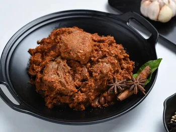 10 Popular and Delicious Foods from West Sumatra