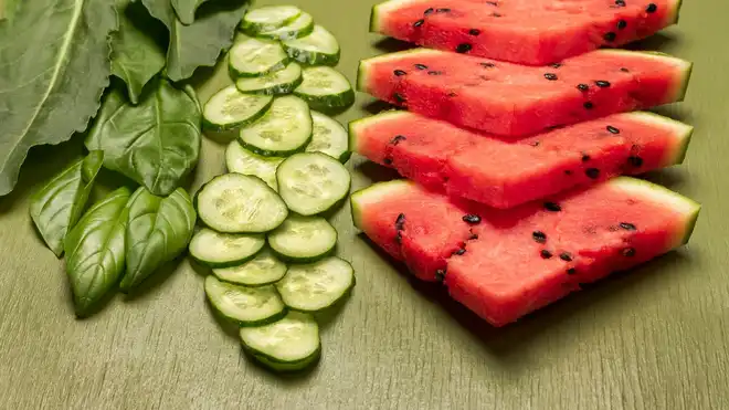 10 Food Recommendations That Contain Water to Stay Hydrated!