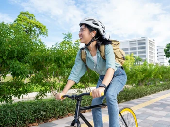 7 Benefits of Cycling for Women to Support Overall Health!