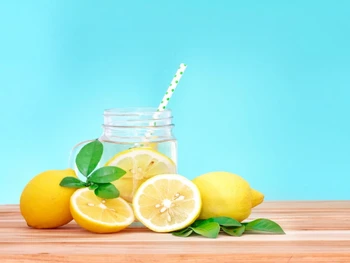 8 Advantages of Lemon-Infused Water for Your Health
