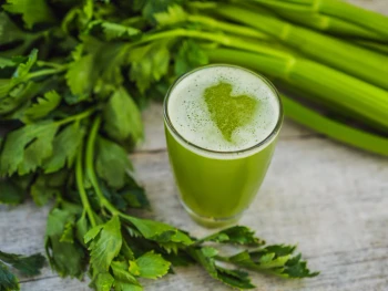 Manfaat Jus Seledri untuk Kesehatan, Kandungan Nutrisi & Cara Membuatnya