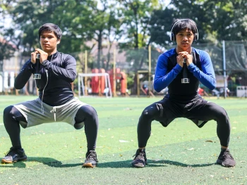 Kenali Manfaat Sumo Squat dan Cara Melakukannya dengan Tepat