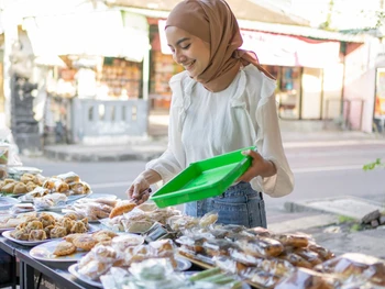 10 Menu Takjil Hemat untuk Dibagikan di Bulan Puasa, Catat!