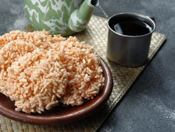 20 Must-Have Local Souvenirs to Bring Home from Solo