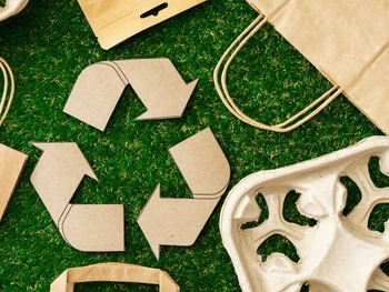 9 Examples of Easy-to-Draw Plastic Waste Posters, Check!