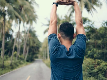 Apa Itu Stretching? Latihan Ringan dengan Beragam Manfaat