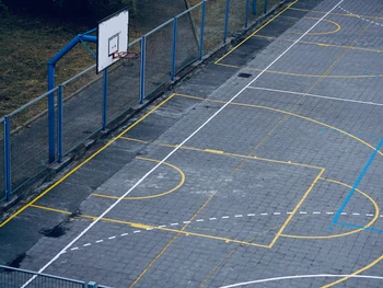 Ukuran Lapangan Bola Basket yang sesuai Standar FIBA dan NBA
